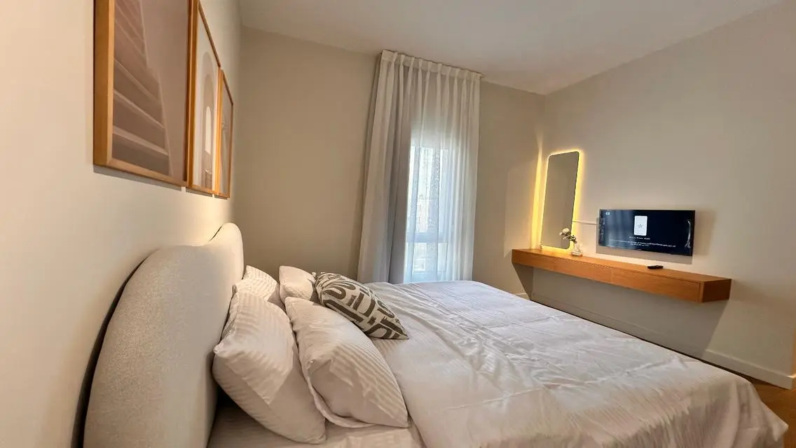 Fist use modern fully furnished flat 