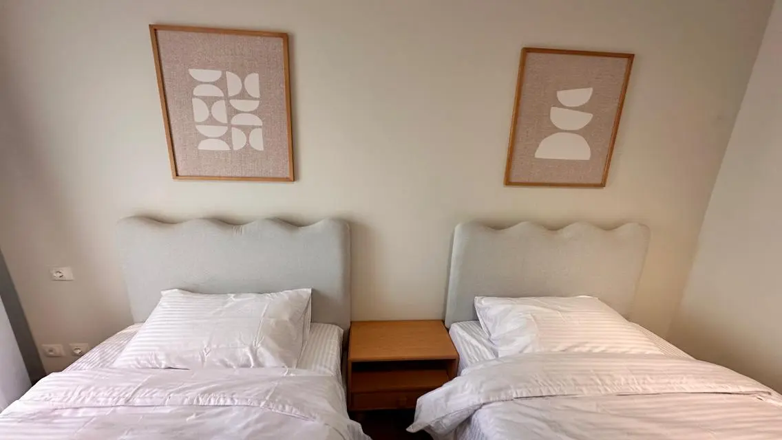 Fist use modern fully furnished flat 