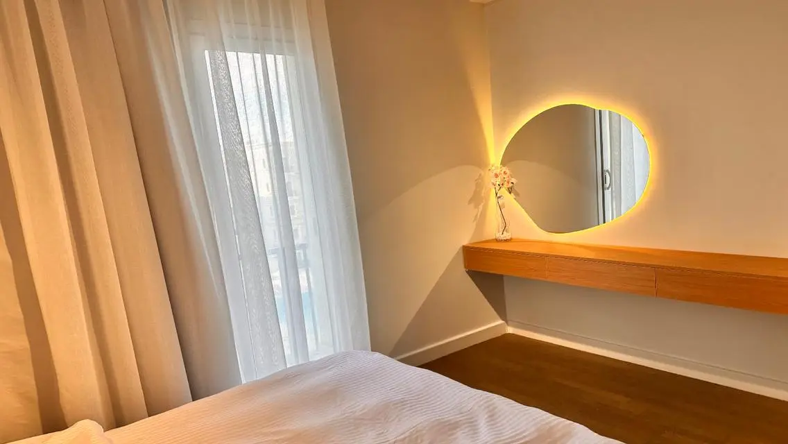 Fist use modern fully furnished flat 