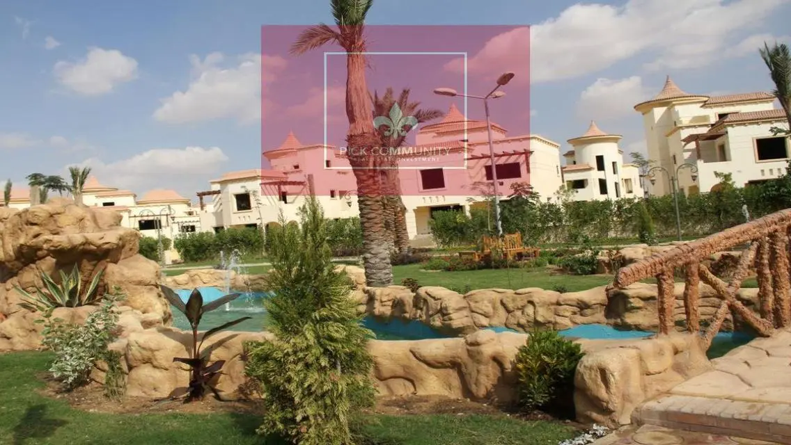 توين هاوس للإيجار بكمبوند ريفيرا هايتس خلف ال AUC