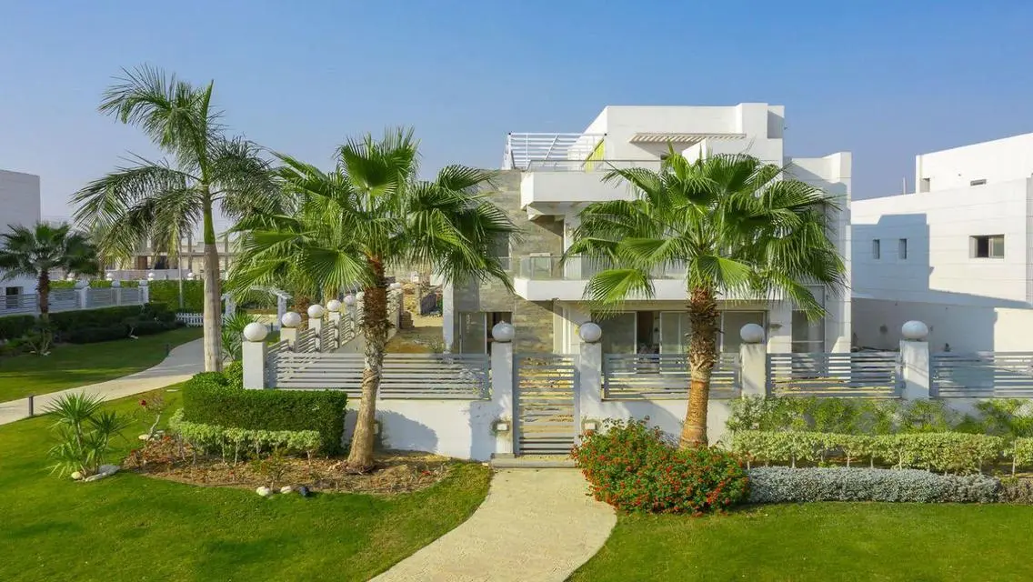 Standalone villa in Zayed - Ready to move