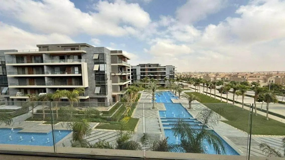 بنتهاوس للبيع فى الباتيو اورو كورنر بحرى ريسيل