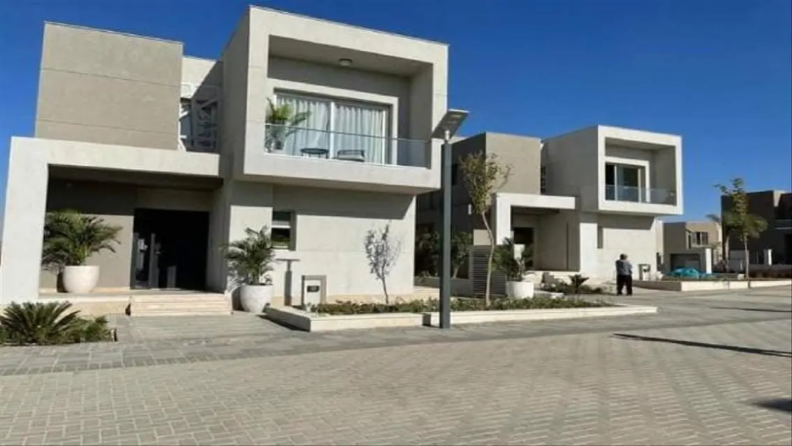 فيلا فاخرة للبيع بمساحة 255 متر