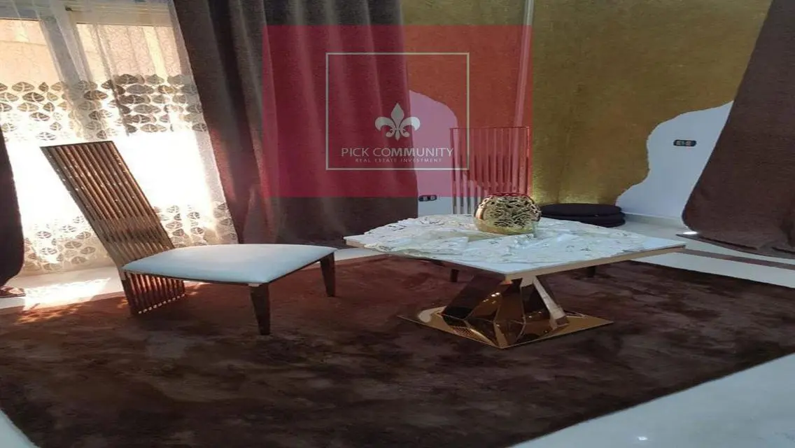 Luxury furnished villa for sale in Les Rios