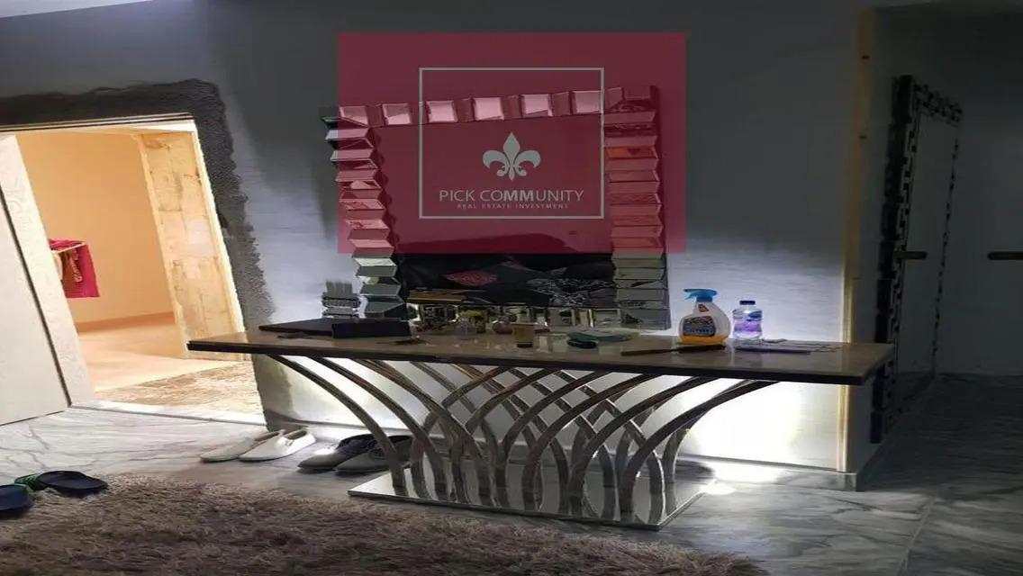 Luxury furnished villa for sale in Les Rios