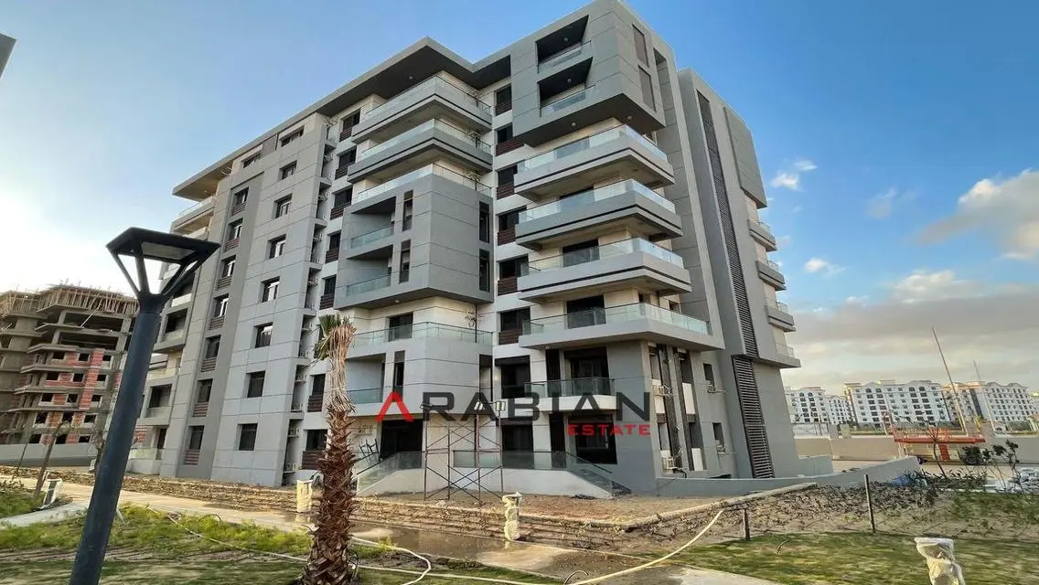 1.2milion dp  own apt f.f 158m inst-8y