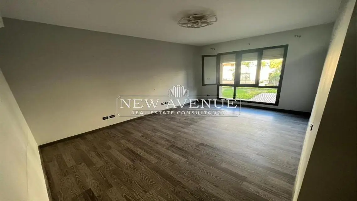 Delivered duplex fully finished in sodic eastown