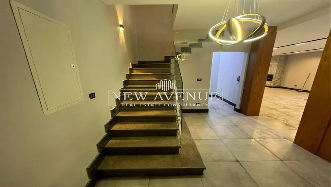 Delivered duplex fully finished in sodic eastown