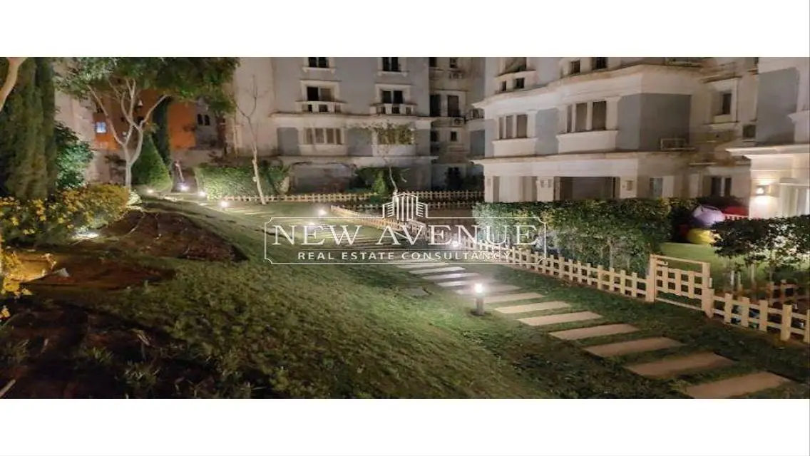 Ivilla for sale prime location in mountain view new cairo