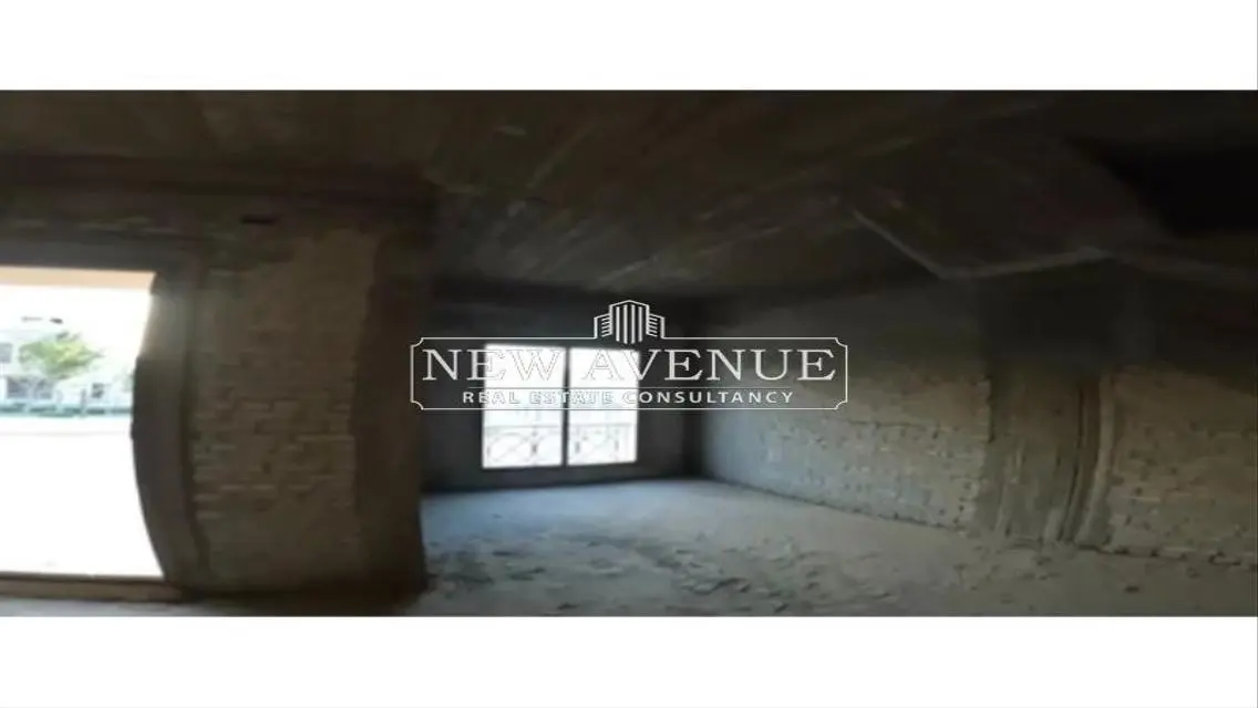 Delivered townhouse corner prime location in madinaty