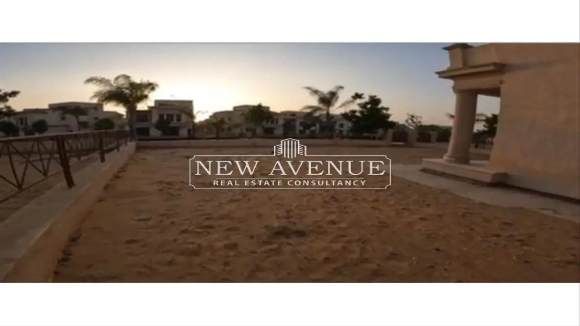 Delivered townhouse corner prime location in madinaty