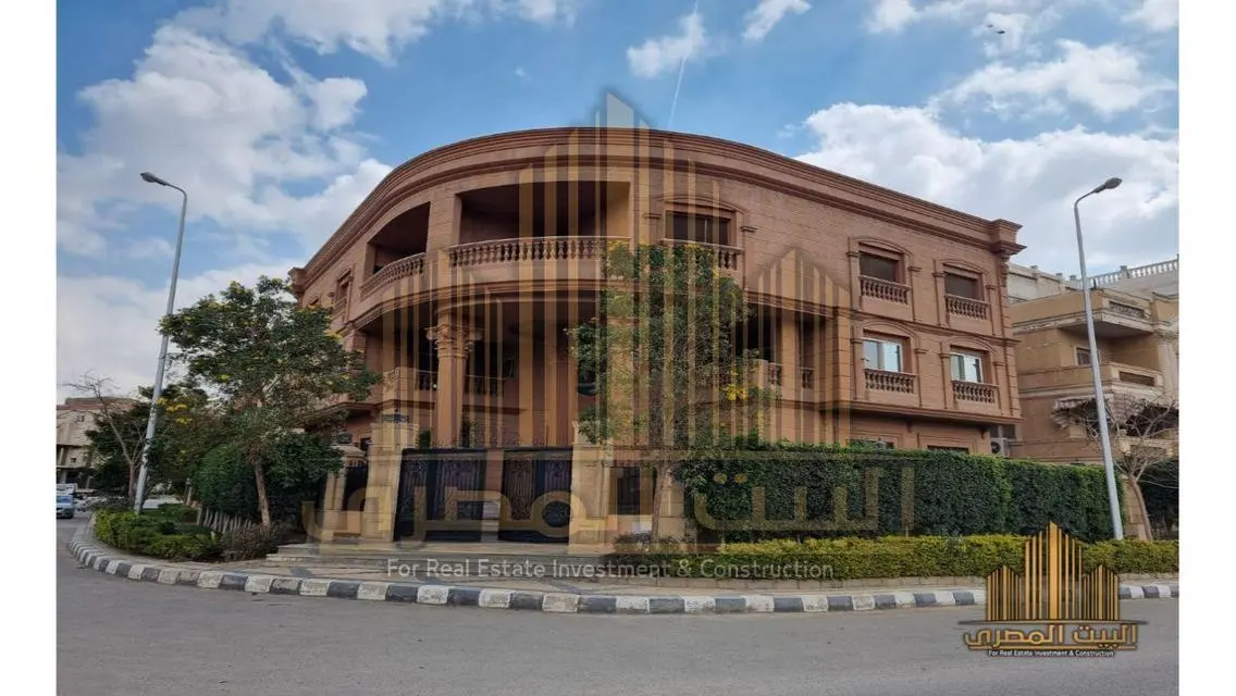 the biggest villa for sale _ Banfseg _ New Cairo