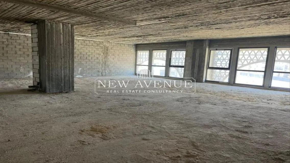 Modern property with spacious areas and comprehensive amenities