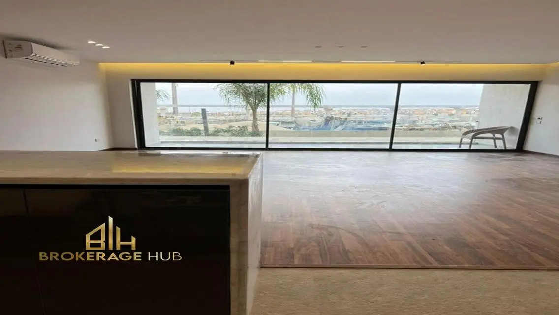 Luxury Apartment with Stunning View for Sale
