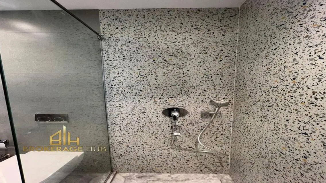 Luxury Apartment with Stunning View for Sale