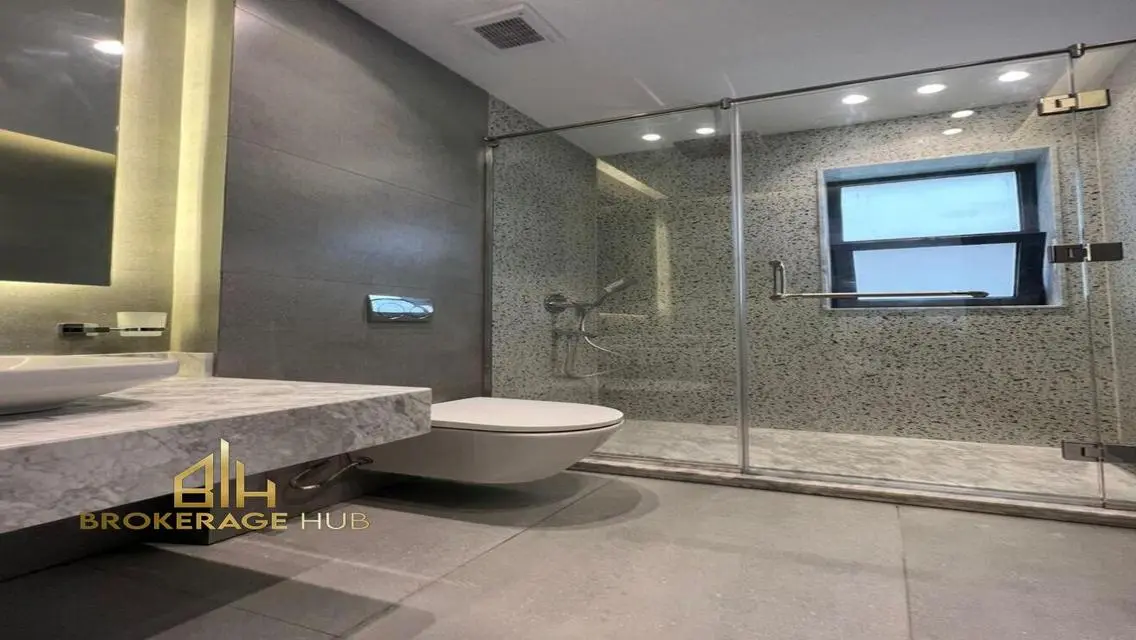 Luxury Apartment with Stunning View for Sale