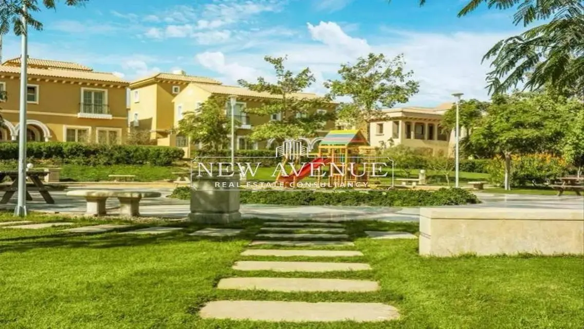 Standalone Villa Resale in Hyde Park | Delivered