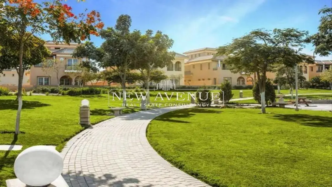 Standalone Villa Resale in Hyde Park | Delivered