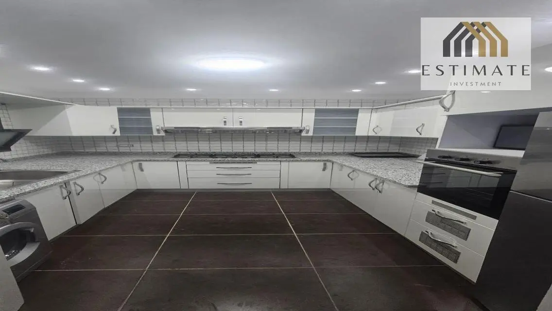 Luxurious 160 sqm Apartment for Sale