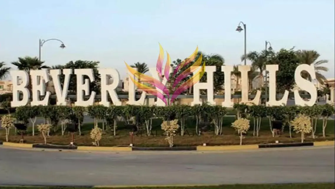 Beverly Hills, Phase 1,  First Floor