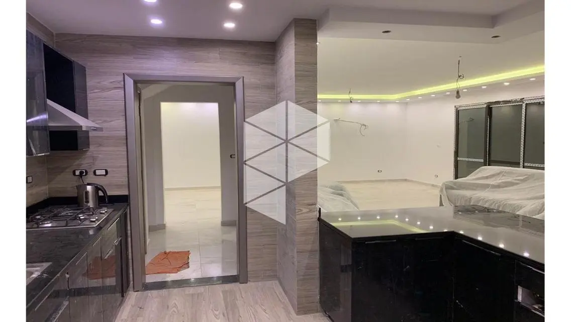 شقة فاخرة مع جميع الم amenities في Fifth Square