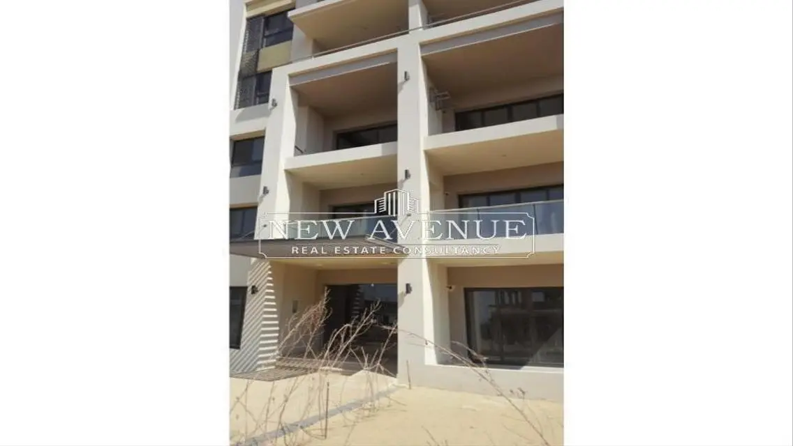 Apartment Finished Resale in The Address East