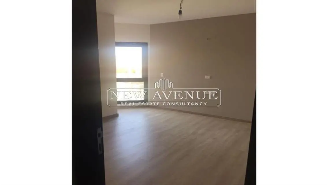 Apartment Finished Resale in The Address East