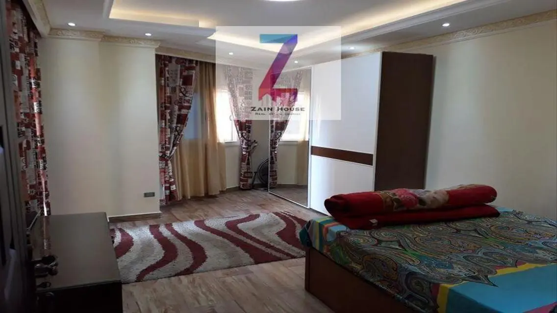 Duplex View Garden area with a private entrance