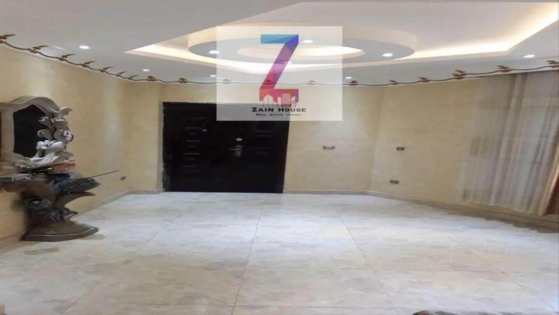 Duplex View Garden area with a private entrance