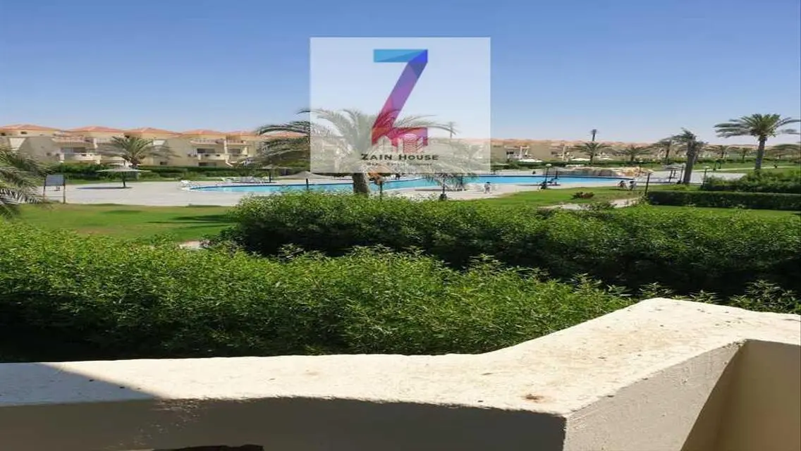 Villa directly on the sea