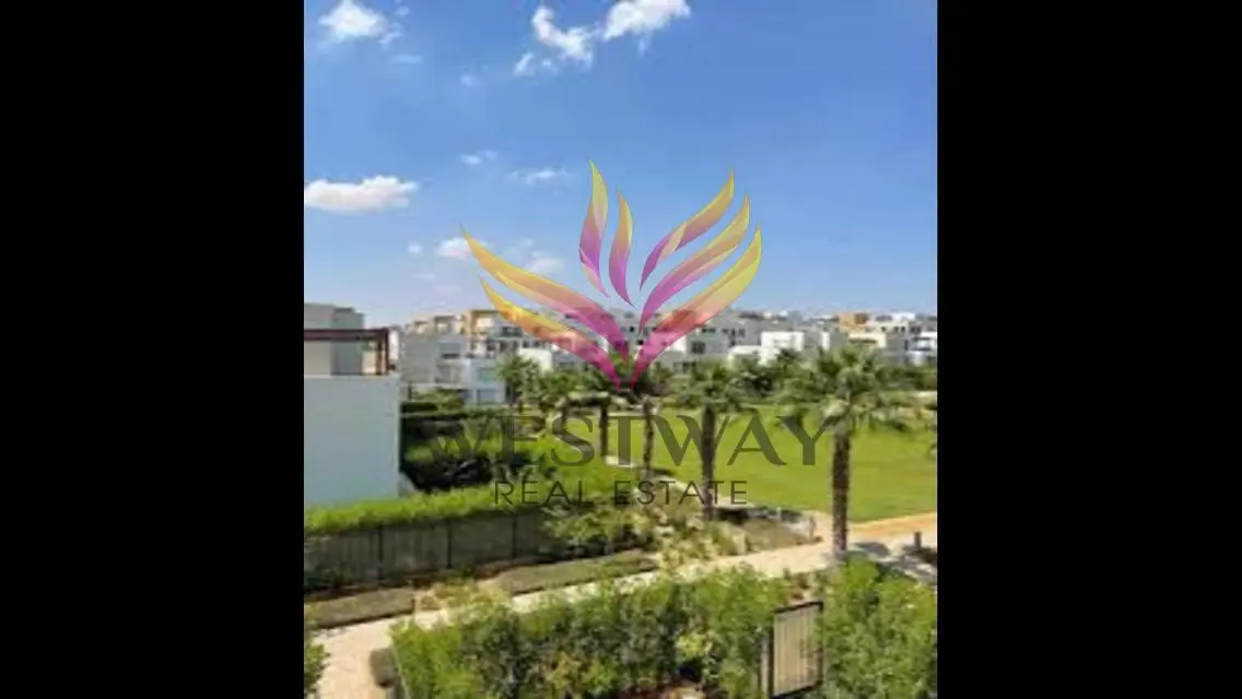 Townhouse for sale in Courtyard sodic west