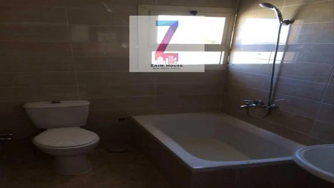 A villa in Neo Venezia Village in Sokhna