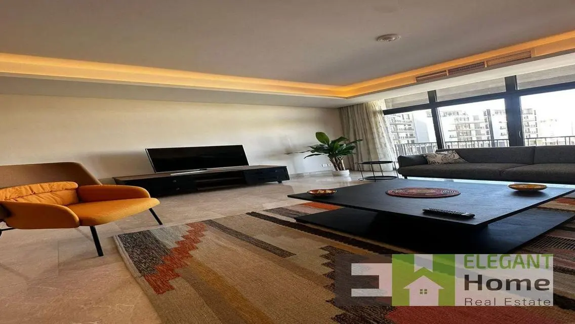 Luxury furnished apartment for rent at Aura CFC
