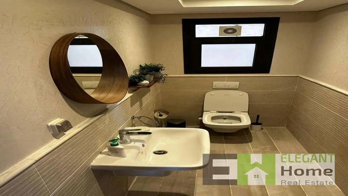 Luxury furnished apartment for rent at Aura CFC