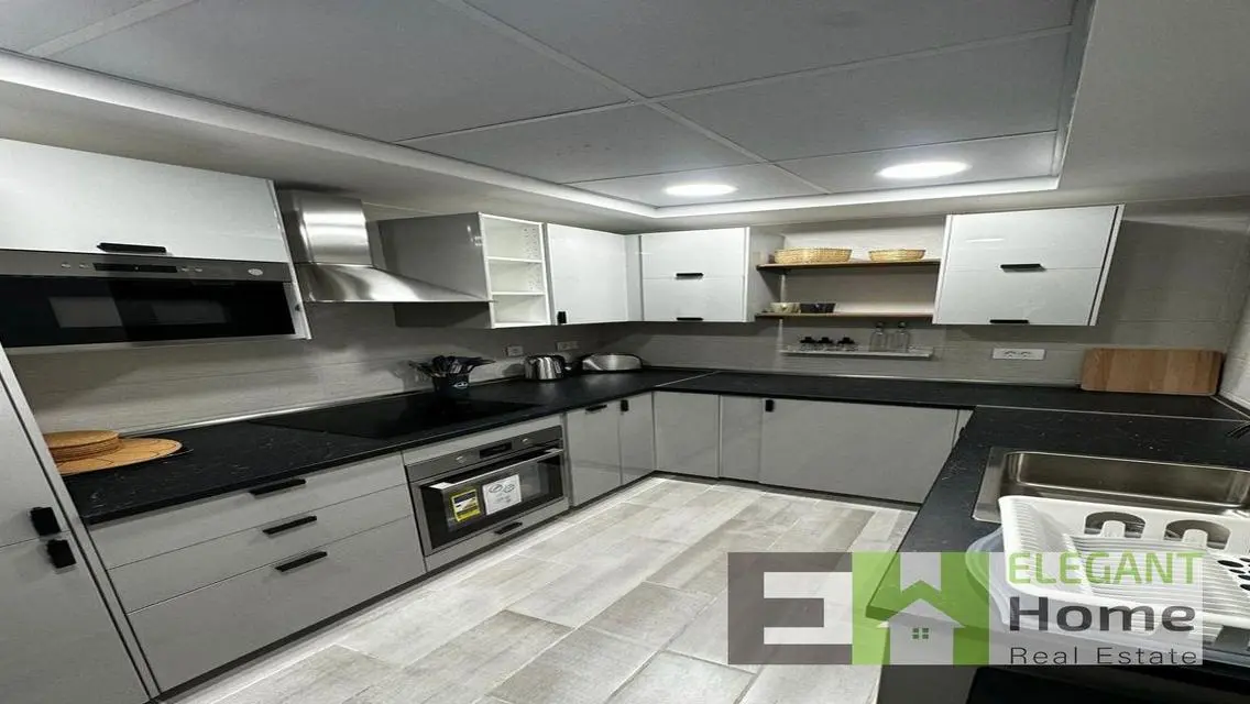Luxury furnished apartment for rent at Aura CFC