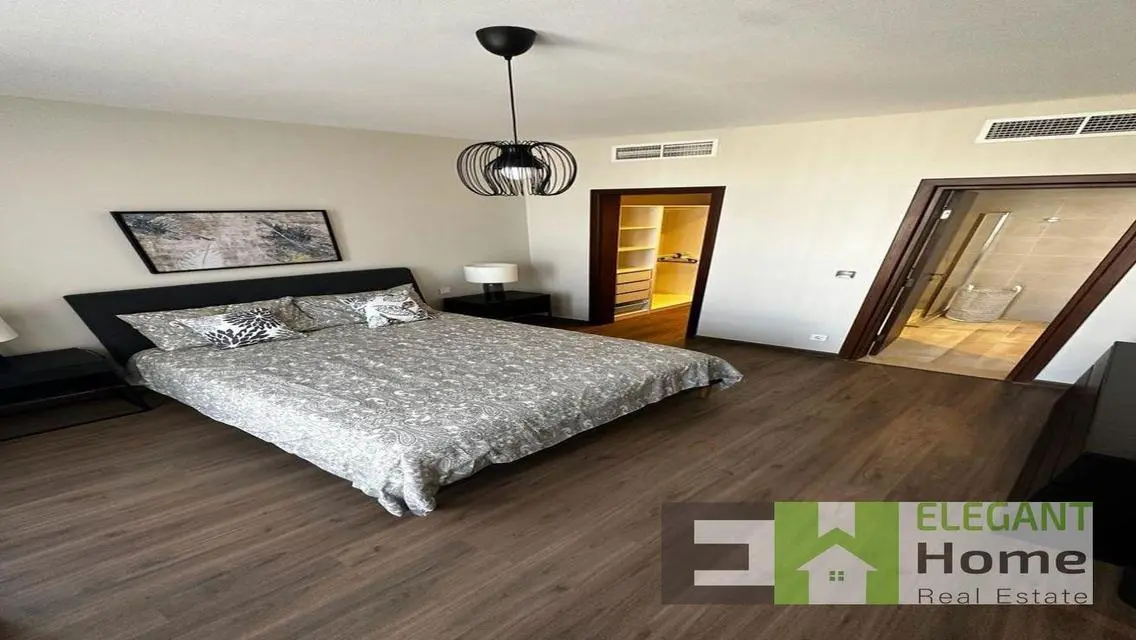 Luxury furnished apartment for rent at Aura CFC