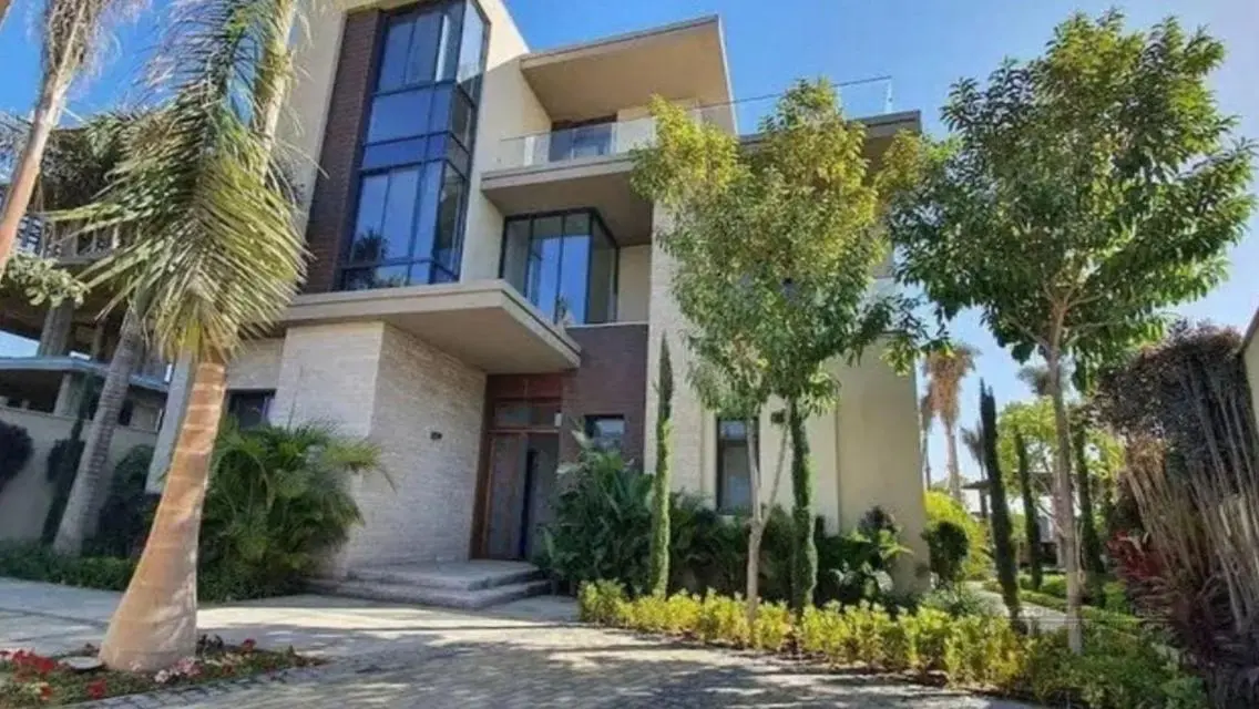 lowest price Special Villa Finished Sheikh Zayed