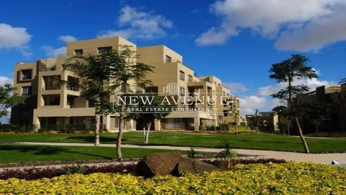 Fully finished apartment prime location in palm parks