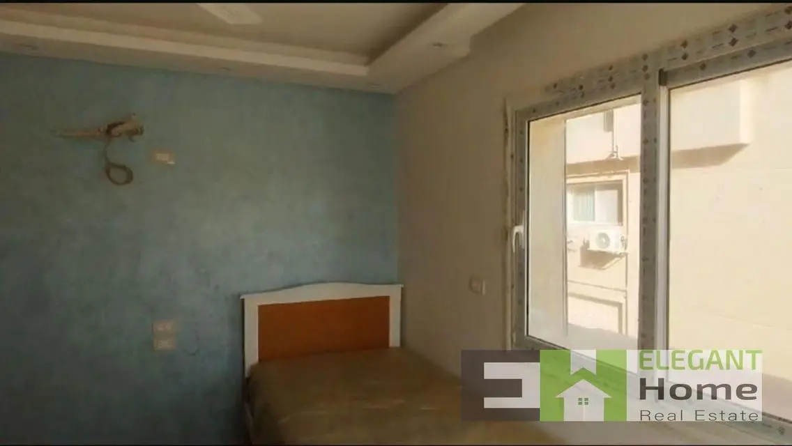 Apartment lake view for rent at the squre