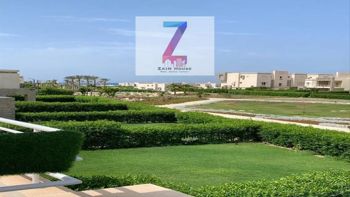 فيلا توين هاوس متاحة للبيع في قرية امواج