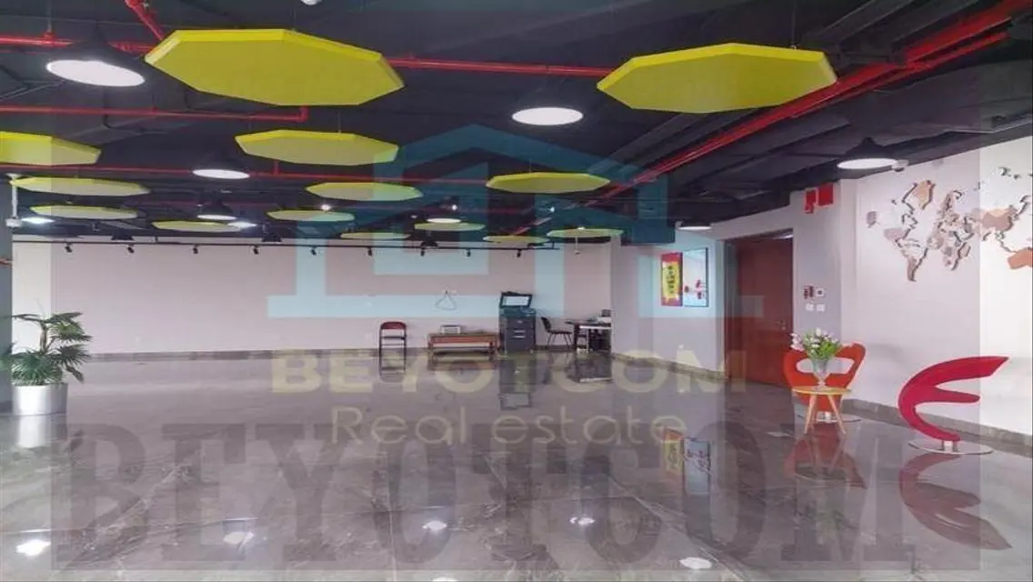 office for sale in El polgoon Sodic fully equipped