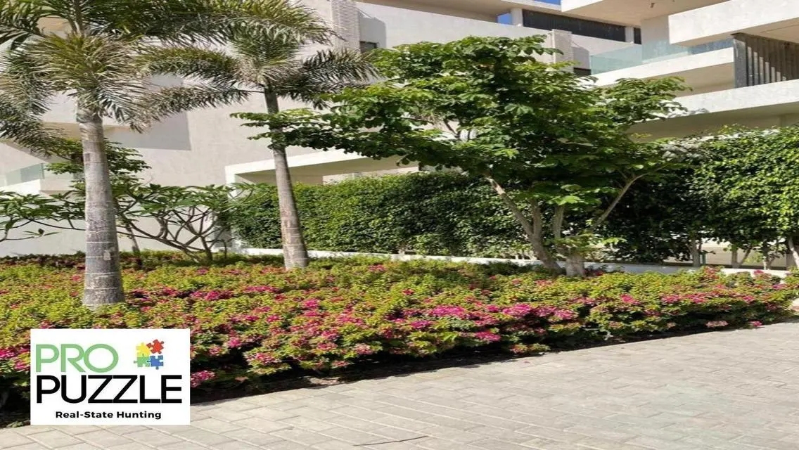 شقة للإيجار في كومباوند ليك فيو Residence