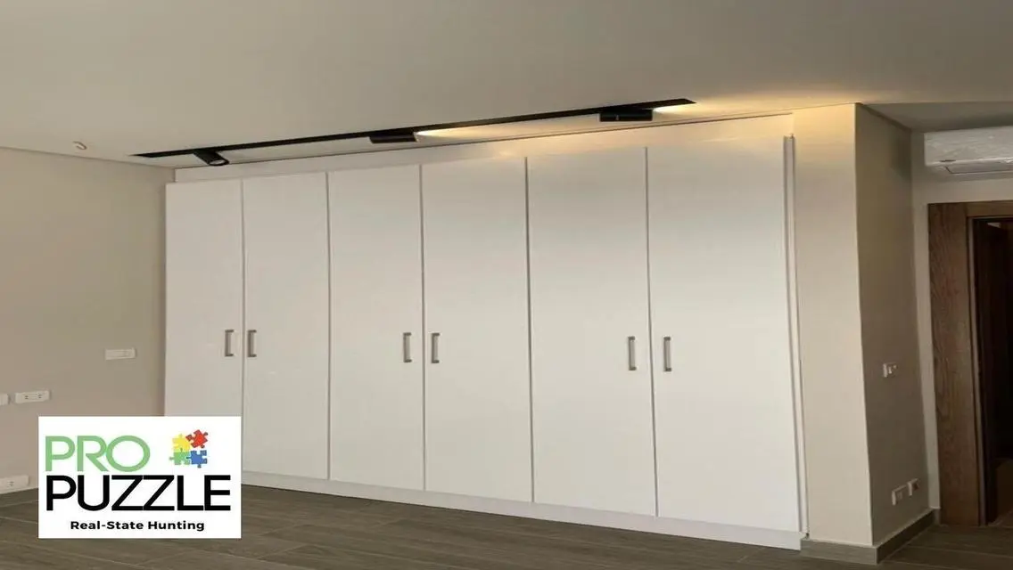 شقة للإيجار في كومباوند ليك فيو Residence