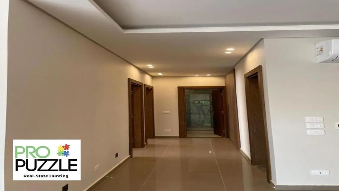 شقة للإيجار في كومباوند ليك فيو Residence