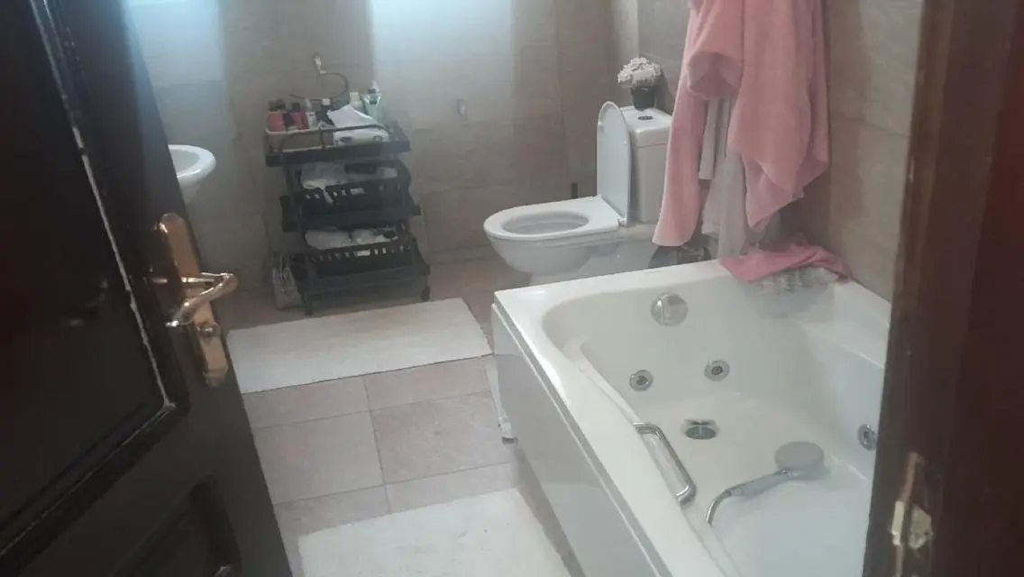فيلا للبيع جاهزه للسكن فى الرحاب هيلز بموقع مميز