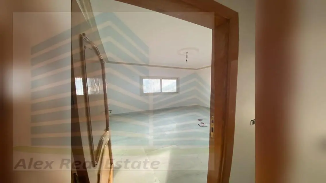 للايجار السكني في المنشيه على الترام
