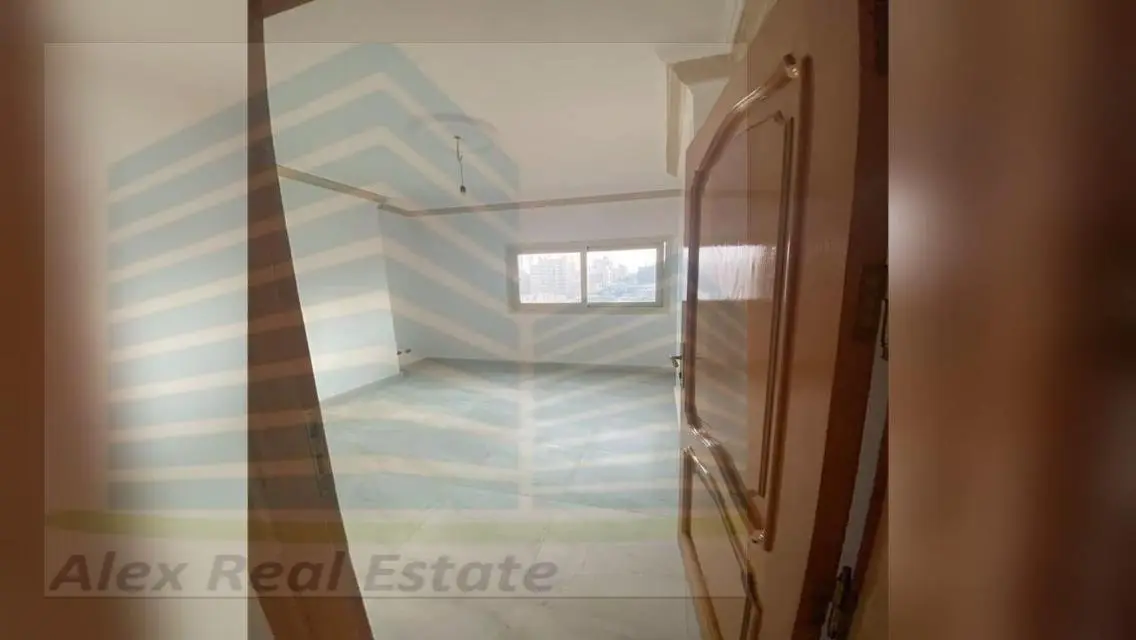 للايجار السكني في المنشيه على الترام