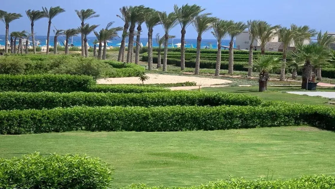 فيلا للبيع ف أمواج سيدى عبد الرحمن الساحل الشمالى