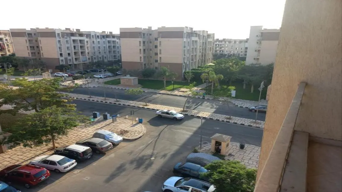 شقة للبيع في مدينتي 82م سعر تجاري لسرعة البيع فB7