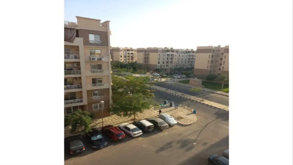 شقة للبيع في مدينتي 82م سعر تجاري لسرعة البيع فB7